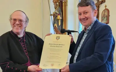 Congratulations to Dr Roy Hipkiss